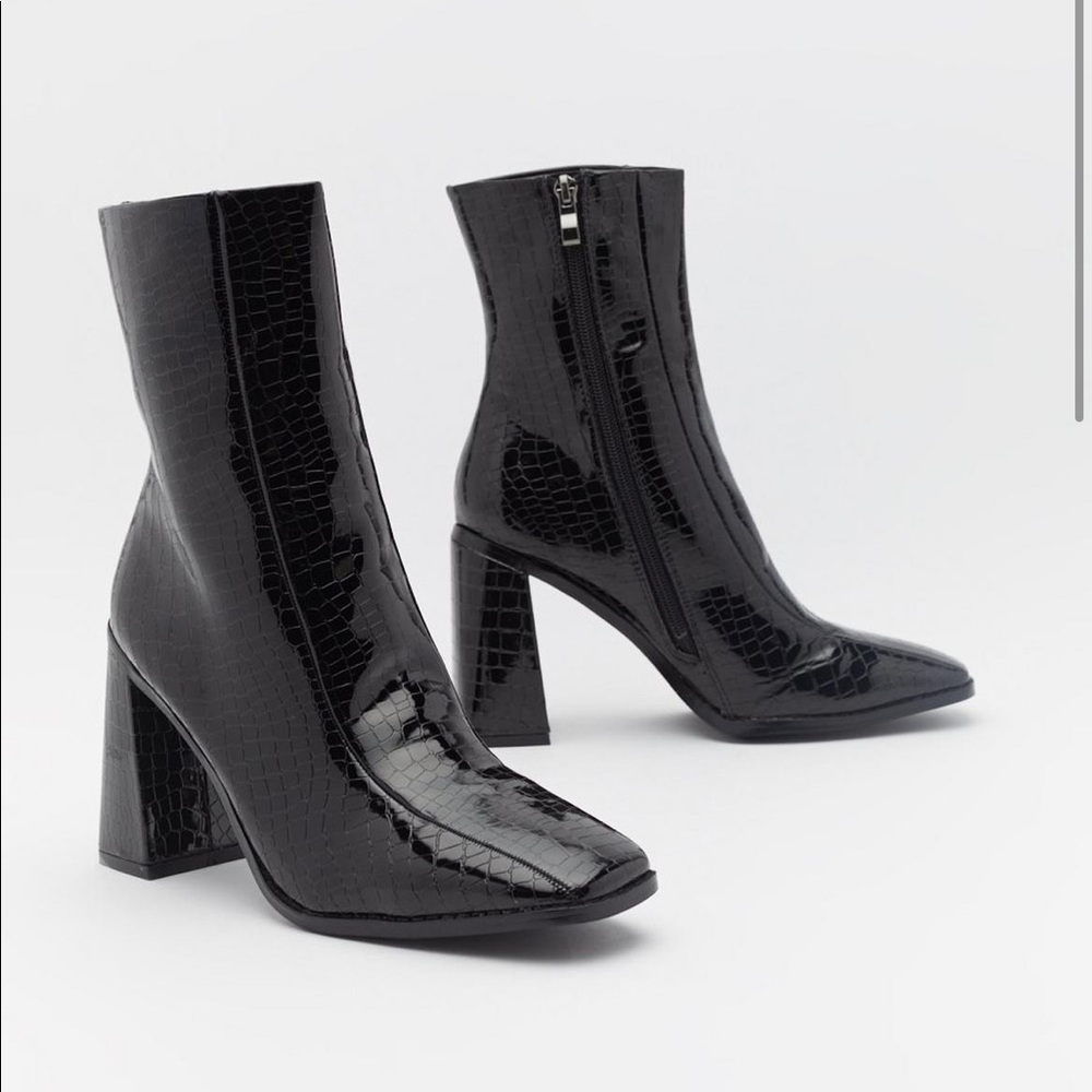 US 7 Flare for dramatics square toe boots - Picture 3 of 8